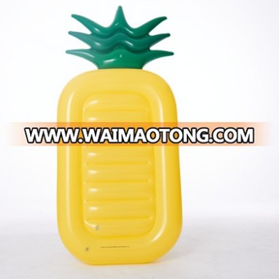 2019 hot sale inflatable pineapple pool float